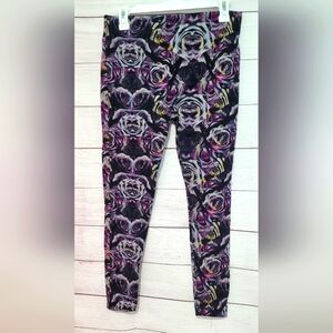 Guc Floral  leggings 😍 Size L